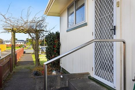 Photo of property in 27 Davidson Street, Hawera, 4610