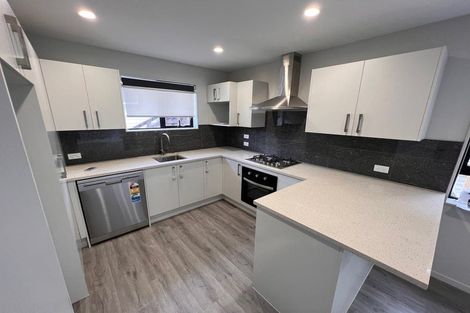 Photo of property in 17b Knox Road, Swanson, Auckland, 0612