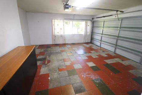 Photo of property in 1 Red Bluff Rise, Campbells Bay, Auckland, 0630