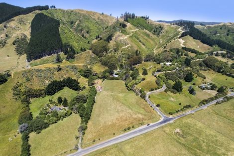 Photo of property in 7 Maungakotukutuku Road, Paraparaumu, 5032