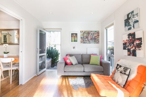 Photo of property in 11 Surrey Street, Taradale, Napier, 4112