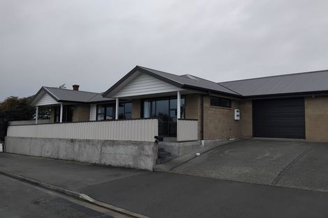 Photo of property in 1-2/10 Brunswick Street, Seaview, Timaru, 7910