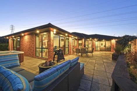 Photo of property in 55 Percy Kinsman Crescent, Riverstone Terraces, Upper Hutt, 5018