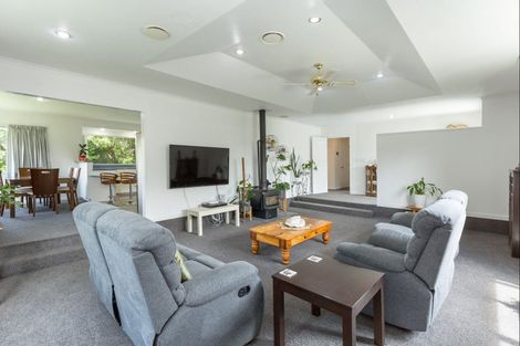 Photo of property in 9 Oak View Place, Greytown, 5712