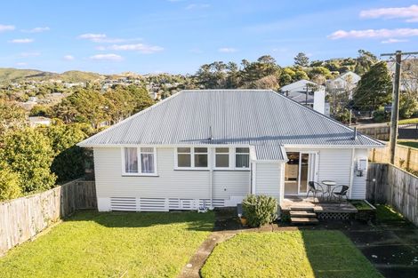 Photo of property in 17 Morgan Street, Johnsonville, Wellington, 6037