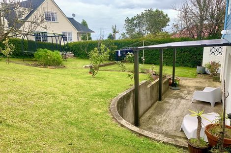 Photo of property in 17 La Veta Avenue, Mount Albert, Auckland, 1025