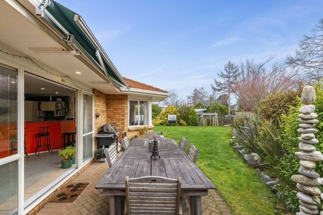 Photo of property in 8 Antonia Place, Kinloch, Taupo, 3377