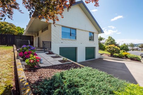 Photo of property in 15 Estuary Crescent, Fairfield, Dunedin, 9018