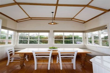 Photo of property in 14 Great North Road, Saint Johns Hill, Whanganui, 4500