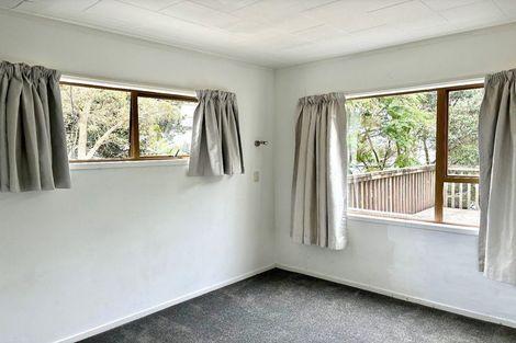 Photo of property in 31 Elliston Crescent, Stanmore Bay, Whangaparaoa, 0932