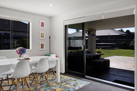 Photo of property in 10 Mercade Close, Stratford, 4332