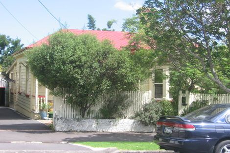 Photo of property in 9 Ewen Alison Avenue, Devonport, Auckland, 0624