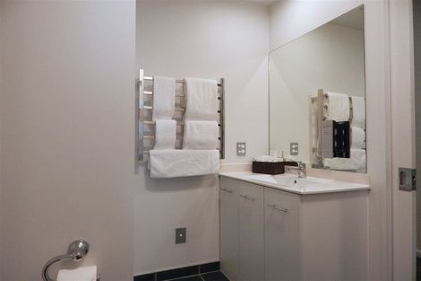 Photo of property in Atrium Towers, 8d/154 The Terrace, Wellington Central, Wellington, 6011