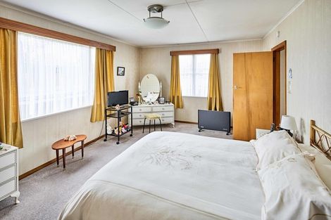 Photo of property in 1 Rosina Street, Clouston Park, Upper Hutt, 5018