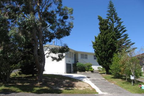 Photo of property in 40 Stott Avenue, Birkdale, Auckland, 0626