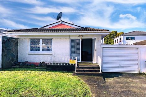 Photo of property in 2/28 Alfriston Road, Manurewa East, Auckland, 2102