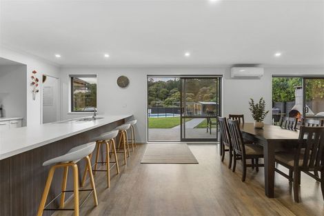 Photo of property in 6 Tirohanga Crescent, Stanmore Bay, Whangaparaoa, 0932