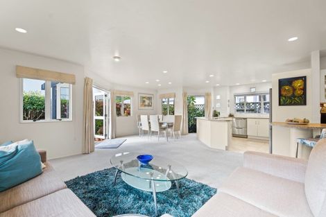 Photo of property in 117 Hatea Drive, Regent, Whangarei, 0112