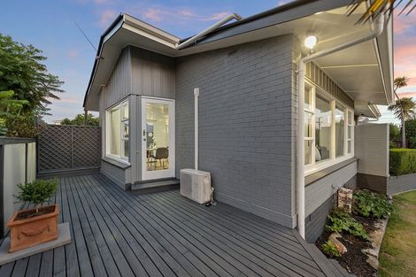 Photo of property in 6 Heath Street, St Andrews, Hamilton, 3200