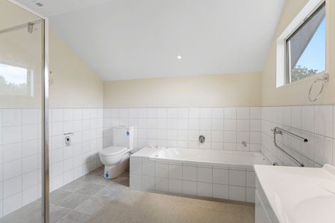 Photo of property in 7 Westpeak Way, Otaki, 5512