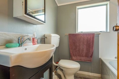 Photo of property in 38b Percy Dyett Drive, Karori, Wellington, 6012