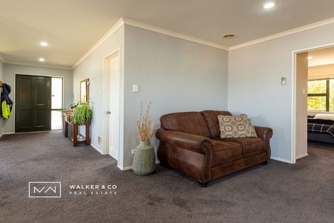 Photo of property in 16 Kirton Drive, Riverstone Terraces, Upper Hutt, 5018