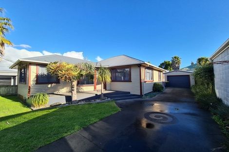 Photo of property in 36 Fitzroy Road, Fitzroy, New Plymouth, 4312