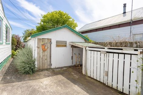 Photo of property in 28 Wilson Street, Waverley, 4510