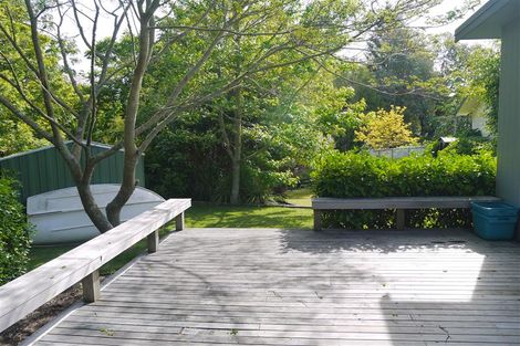 Photo of property in 2/11 Gibbs Place, Kinloch, Taupo, 3377