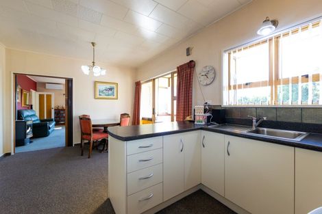 Photo of property in 202 Terrace Road, Parkvale, Hastings, 4122