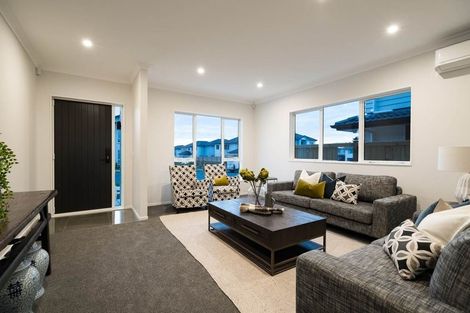 Photo of property in 54 Timmer Road, Flat Bush, Auckland, 2019