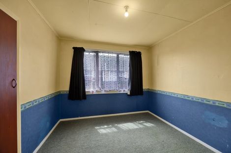 Photo of property in 9 Manawapou Road, Hawera, 4610