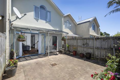 Photo of property in 5/46 West View Road, Westmere, Auckland, 1022