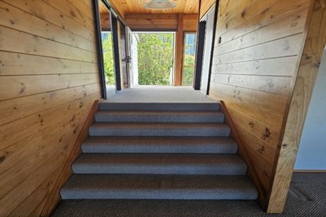 Photo of property in 33 Eskdale Road, Papakowhai, Porirua, 5024