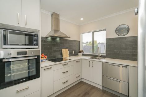 Photo of property in 52a Whitby Avenue, Whitianga, 3510