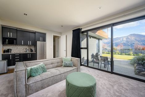 Photo of property in 3 Westview Road, Wanaka, 9305