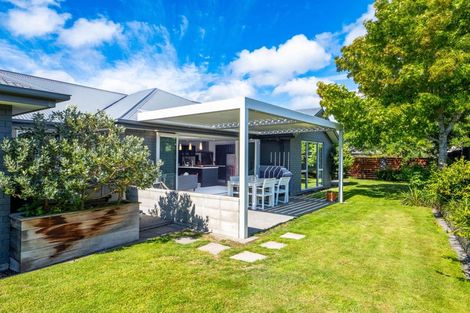 Photo of property in 27 Reka Street, Parklands, Christchurch, 8083