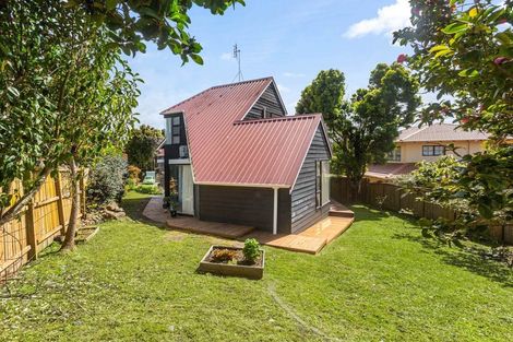 Photo of property in 2/30 Uppingham Crescent, Hillcrest, Auckland, 0627