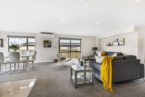 Photo of property in 2f Wood Street, Papakura, 2110