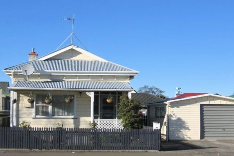Photo of property in 302 Featherston Street, Palmerston North, 4410