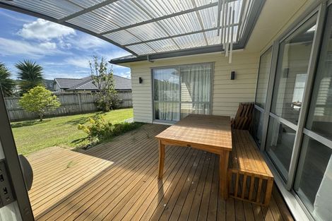 Photo of property in 10 Remana Crescent, Huapai, Kumeu, 0810