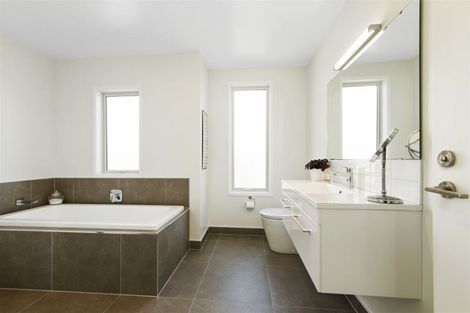 Photo of property in 140 Seventh View Avenue, Beachlands, Auckland, 2018