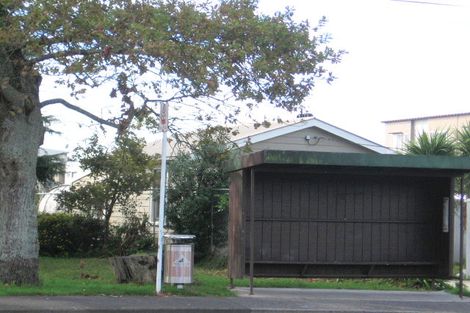 Photo of property in 437 West Coast Road, Glen Eden, Auckland, 0602