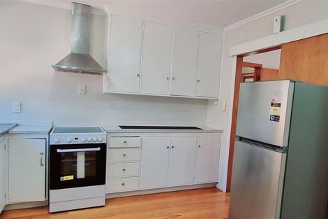 Photo of property in 1a Sutton Crescent, Papatoetoe, Auckland, 2025