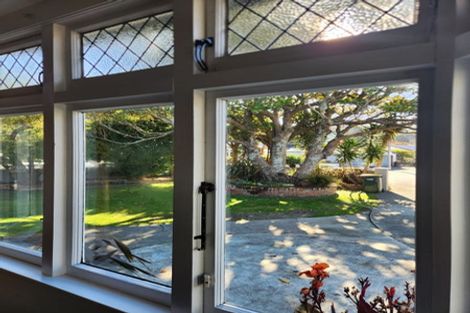 Photo of property in 1 Williams Grove, Melling, Lower Hutt, 5010