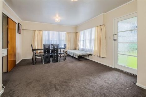 Photo of property in 1/42 Wallace Road, Papatoetoe, Auckland, 2025