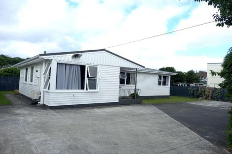 Photo of property in 5a Rex Street, Miramar, Wellington, 6022