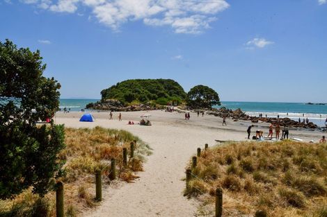 Photo of property in 3/45 Marine Parade, Mount Maunganui, 3116