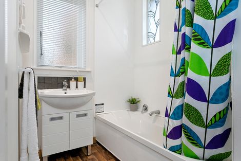 Photo of property in 20a Bracken Street, Leamington, Cambridge, 3432