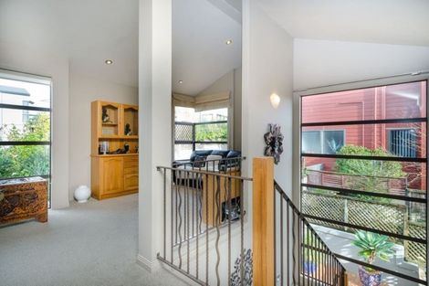 Photo of property in 135 Wiseley Road, West Harbour, Auckland, 0618